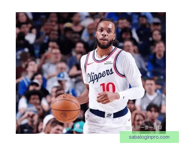 加兰谈加时赛胜负关键 聚焦为小卡创造投篮机会